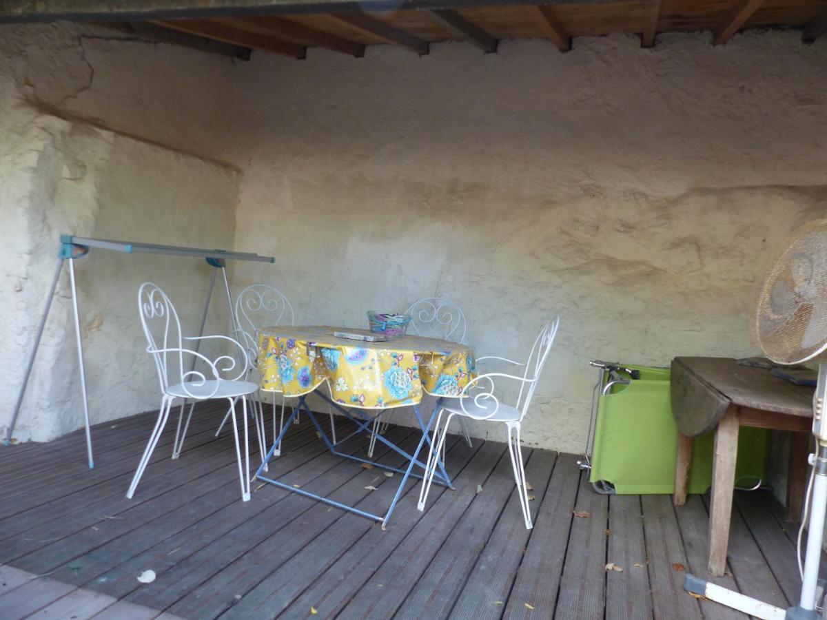 Maison Des Remparts Nichee Sous La Cite Carcassonne Zewnętrze zdjęcie