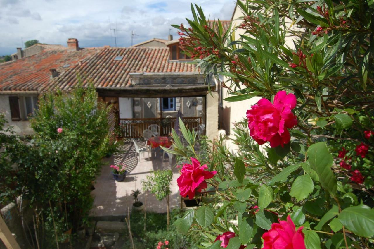 Maison Des Remparts Nichee Sous La Cite Carcassonne Zewnętrze zdjęcie