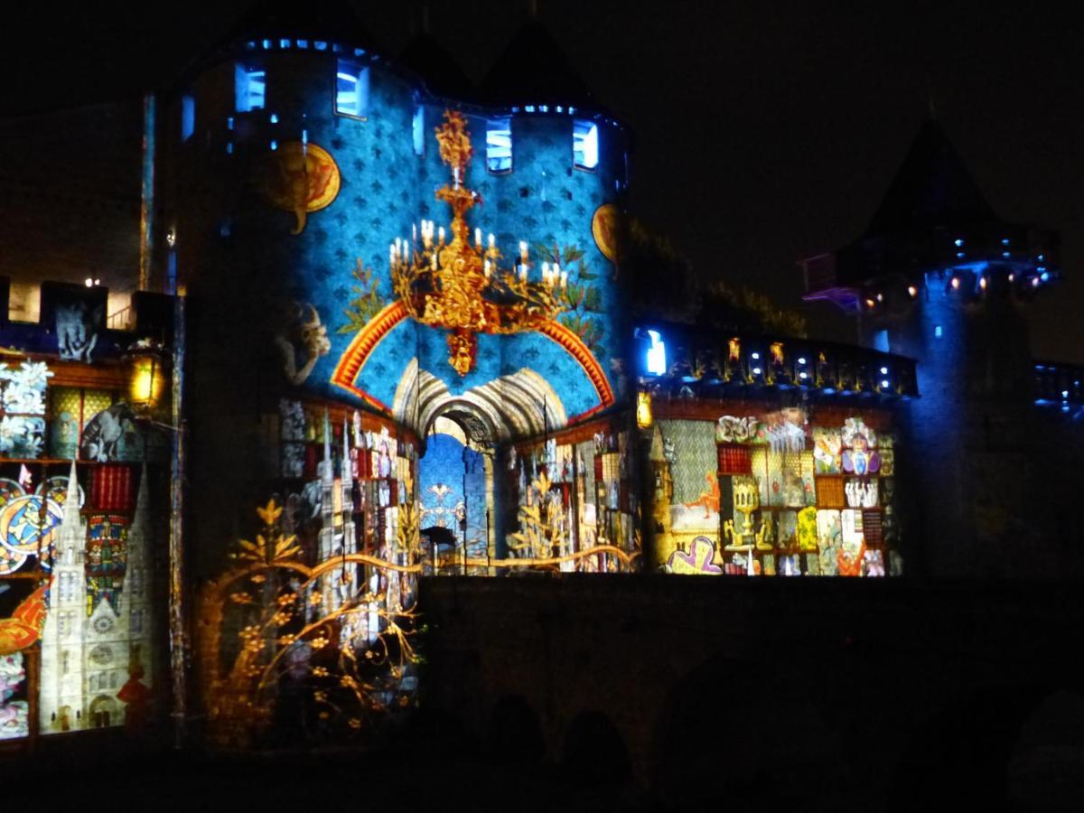 Maison Des Remparts Nichee Sous La Cite Carcassonne Zewnętrze zdjęcie